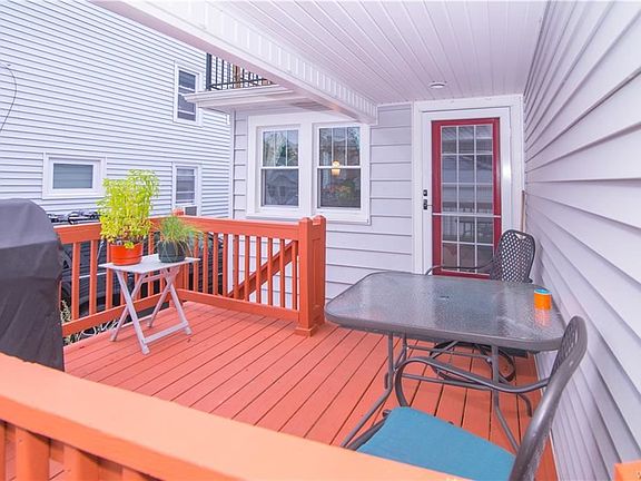 5th image of 286 Stillwell Ave