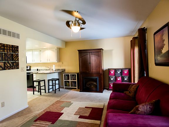 5th image of 8 Lake Tahoe Cir