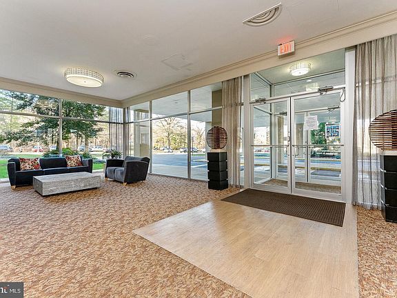 3rd image of 6631 Wakefield Dr APT 105
