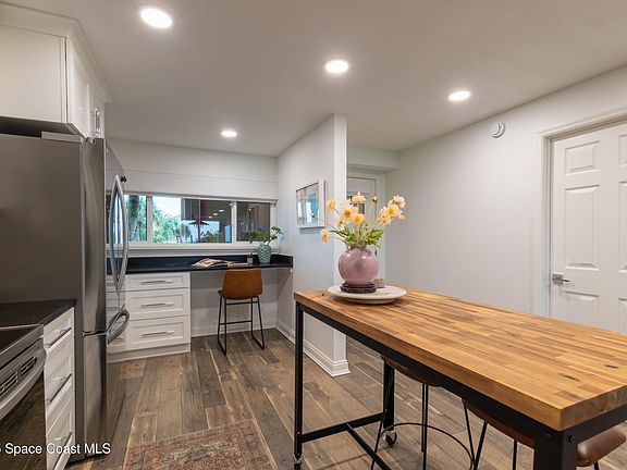 5th image of 1101 S Miramar Ave APT 209