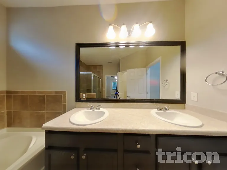 5095 Brilliance Cir — Photo 11