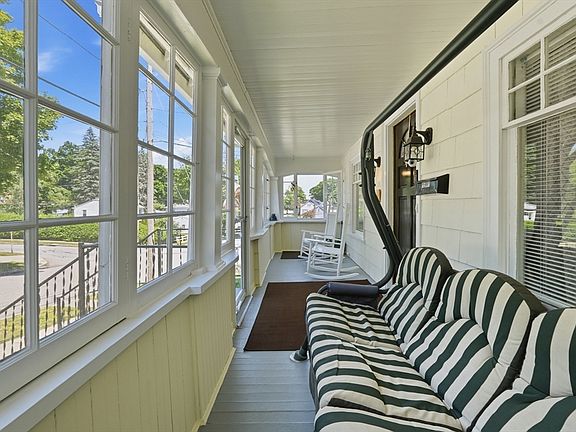 4th image of 17 Tallawanda Dr