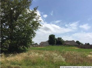 1701 Montys Cir, Southaven, MS 38672