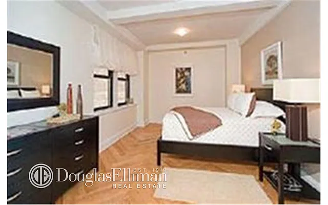 Rented by Douglas Elliman | media 68