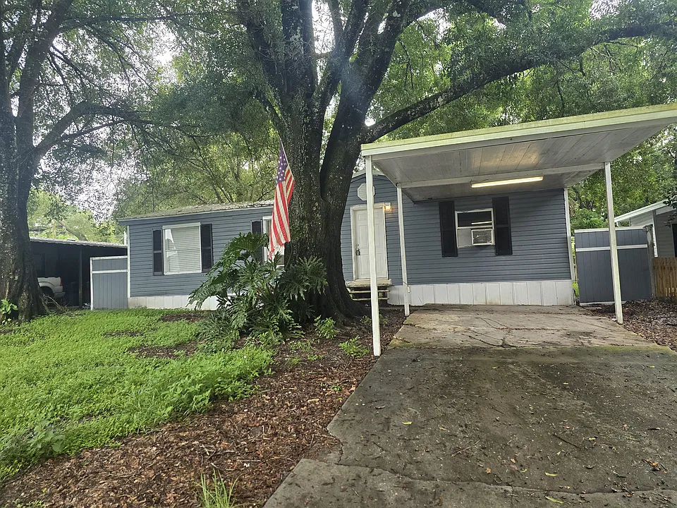 10638 Bay Hills Cir