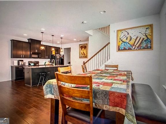 2nd image of 7808 Rutgers Cir