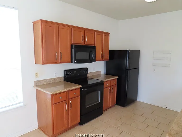 4115 McFarland Dr — Photo 18