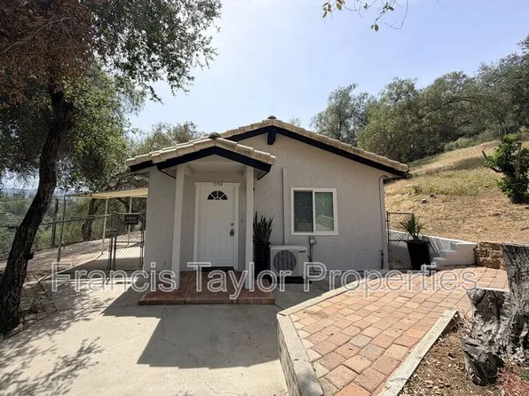 13755 Via Encantado, Valley Center, CA 92082