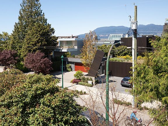 2nd image of 3546 Point Grey Rd #B