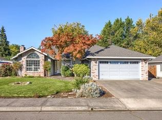 1157 Riverrock Way, Medford, OR