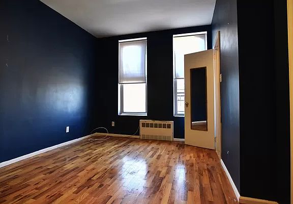 4th image of 551 Graham Ave #L3