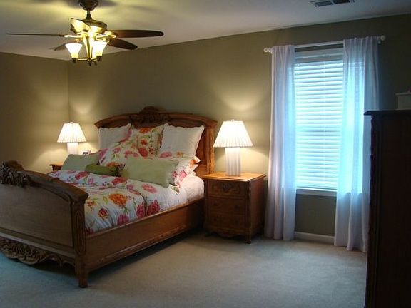 That's a California King Bed with plenty of room left.