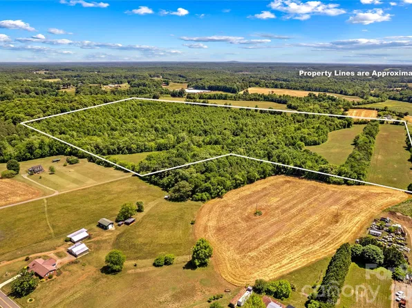 155 Evening Star Dr, Statesville, NC 28625