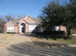 1111 Danbury Dr, Mansfield, TX 76063