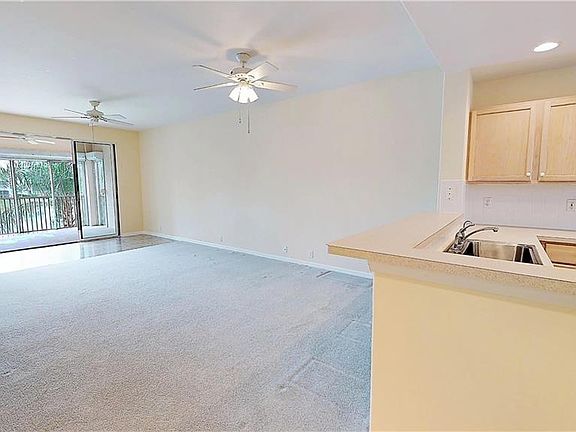 5th image of 9190 Southmont Cv APT 206