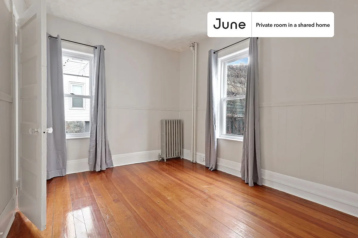 Building Photo - 31 Craigie St #C