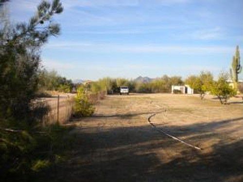 3rd image of 6202 E Dixileta Dr