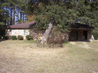 181 Watts Rd, Seminary, MS 39479