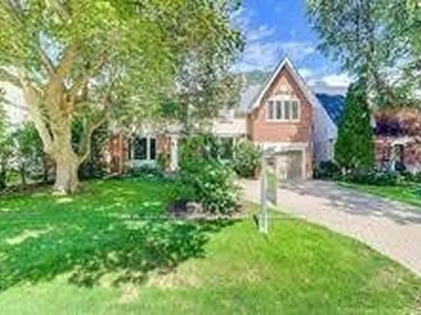 4 Blanchard Rd, Toronto, ON M4N 3L9