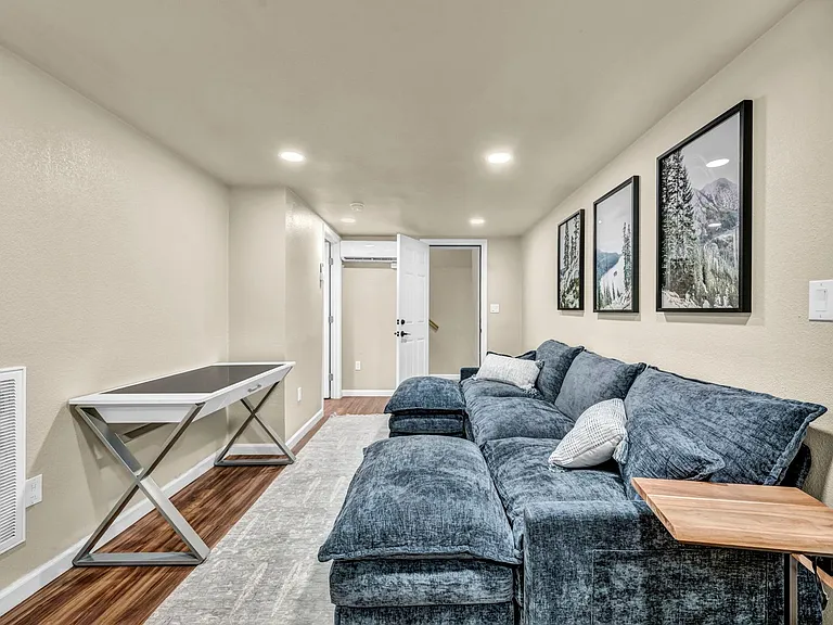 1678 Ordway Ave — Photo 17