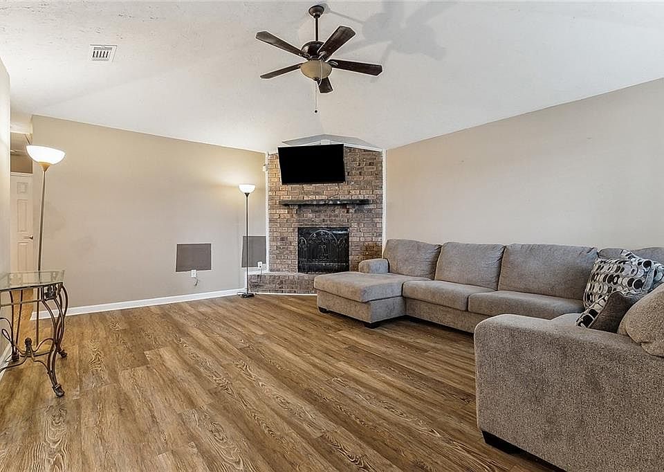 2708 Shannon Dr, Violet, LA 70092 | Zillow