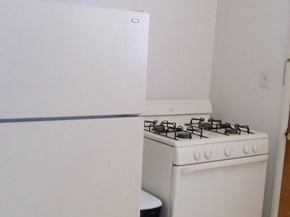 5th image of 2906 Sawtelle Blvd APT 5