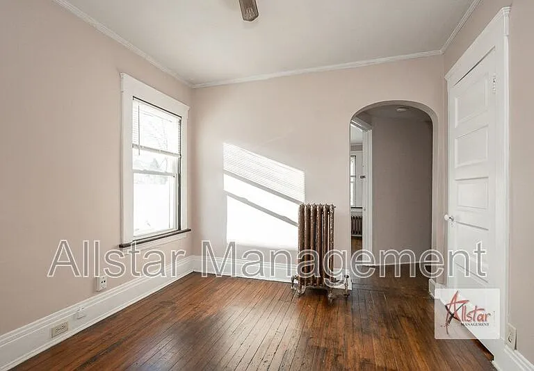 3786 W 37th St #3 — Photo 5