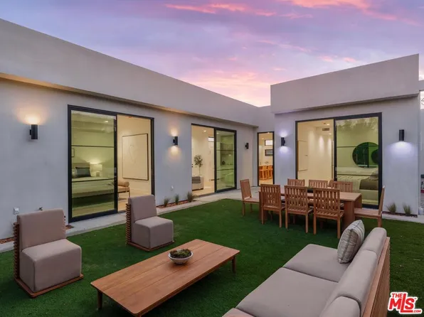 8404 Gonzaga Ave, Los Angeles, CA 90045