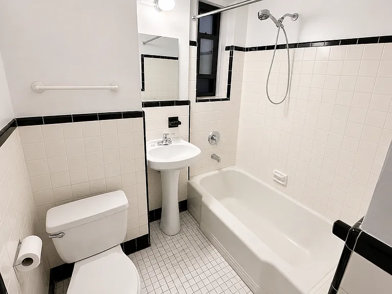 333 E 88th St #4B — Photo 4