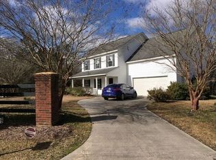 99 Nettles Ln, Summerville, SC 29483