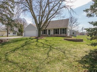 2893 Karr Rd, Belvidere, IL 61008