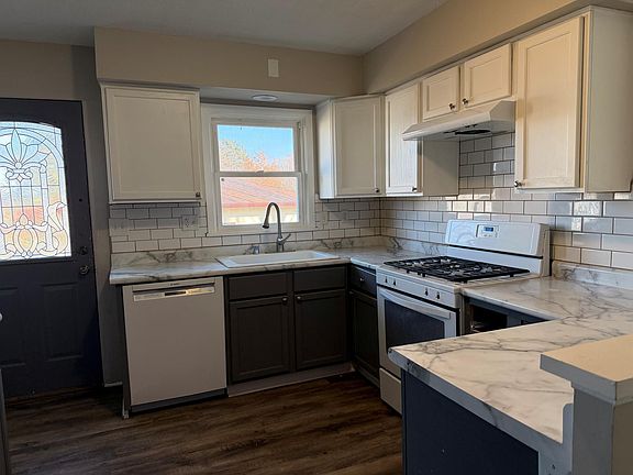 3rd image of 1247 167th Ave NE