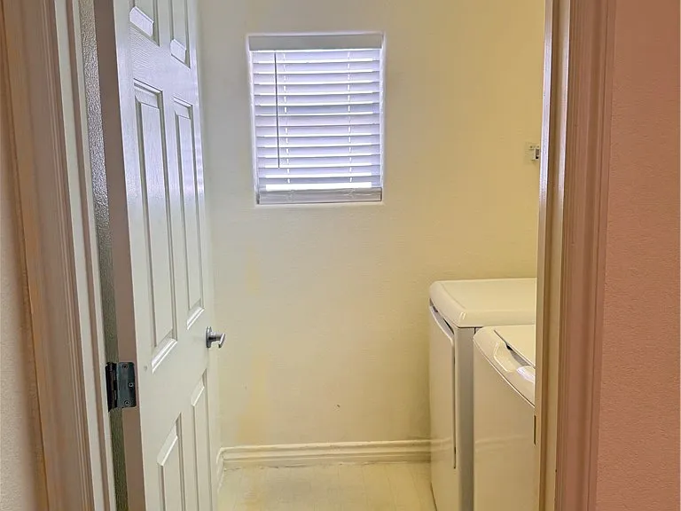 8759 Old Sea Ave — Photo 6