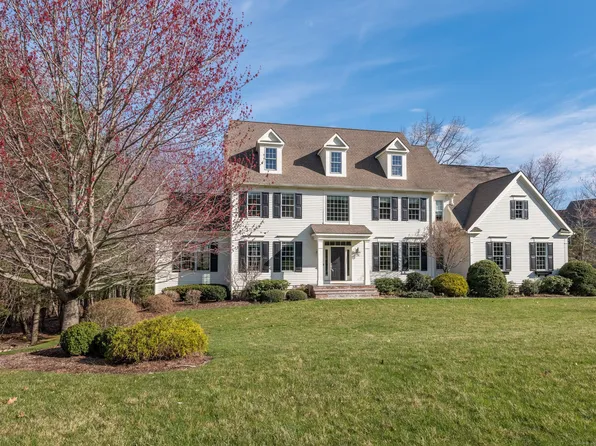 15 Bart Drive, Canton, CT 06019