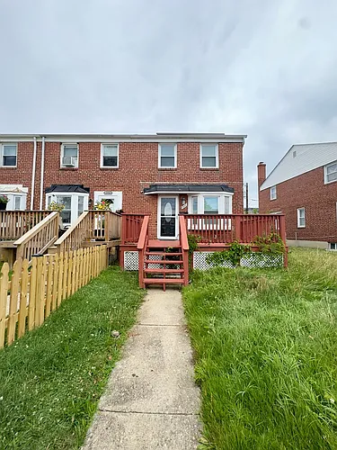 1922 Ewald Ave Photo 1