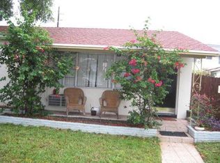 1501 N Lake Dr, Lake Worth, FL 33462