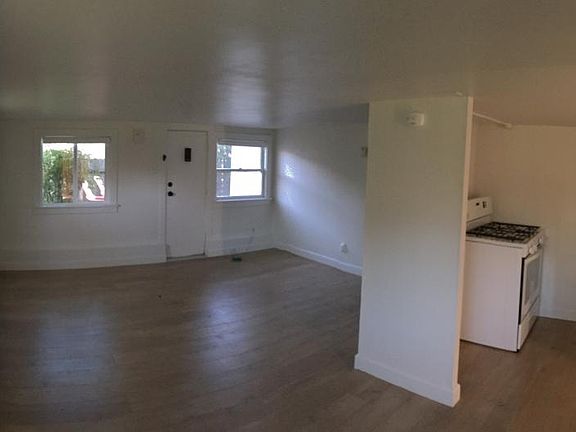 3rd image of 4540 B St APT 1