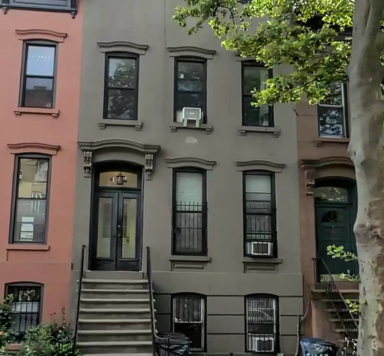 412 Ninth Street — Photo 1