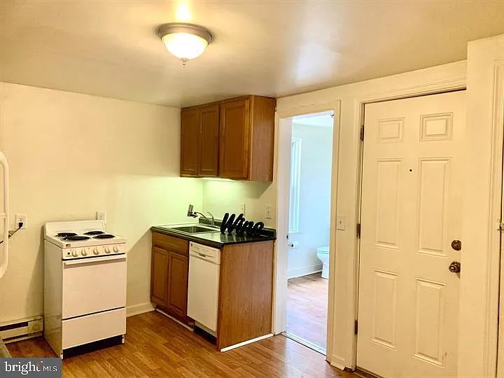302 Decatur St #2 — Photo 9