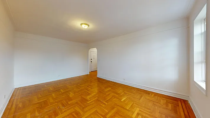 Rented by Bond New York | media 4