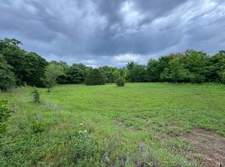 104th St, Stratford, OK 74872
