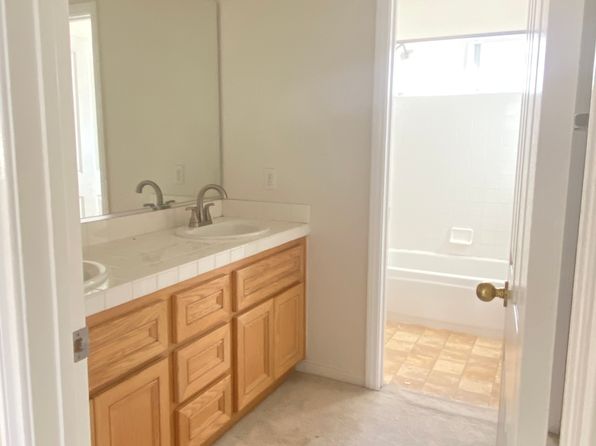 3552 S Oak Valley Pl