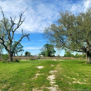 598 W Friesen Rd, Lake Charles, LA, 70607