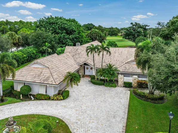 9 Alnwick Road, Palm Beach Gardens, FL 33418