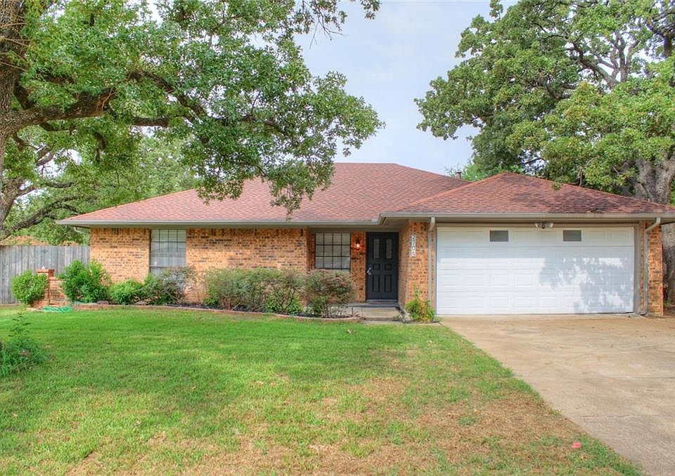 1st image of 2705 Meadow Creek Dr