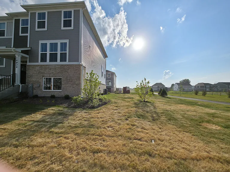 14932 S McCarthy Cir — Photo 25