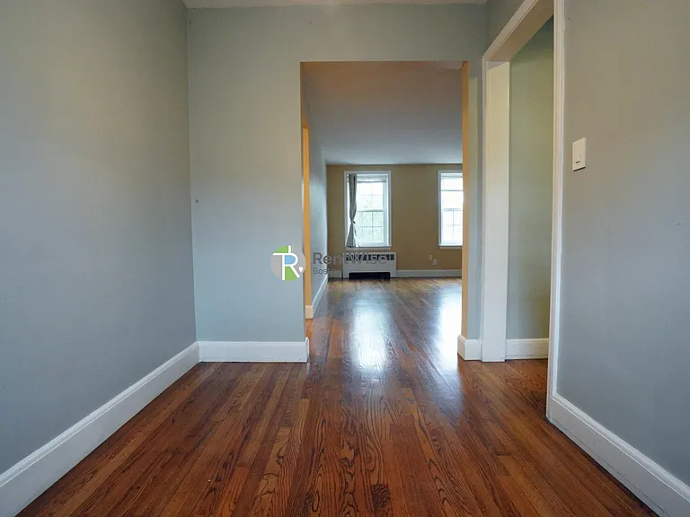 25 Englewood Ave #4 — Photo 5