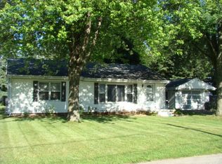 439 Cherokee Ln, Jackson, MI 49202