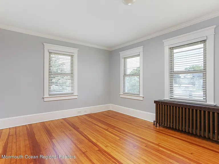 89 Locust Ave #2 — Photo 6
