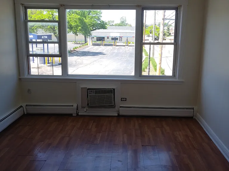 4023 S Harlem Ave — Photo 4